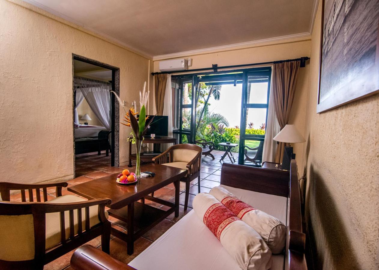 Nugraha Lovina Seaview Resort & Spa Kültér fotó