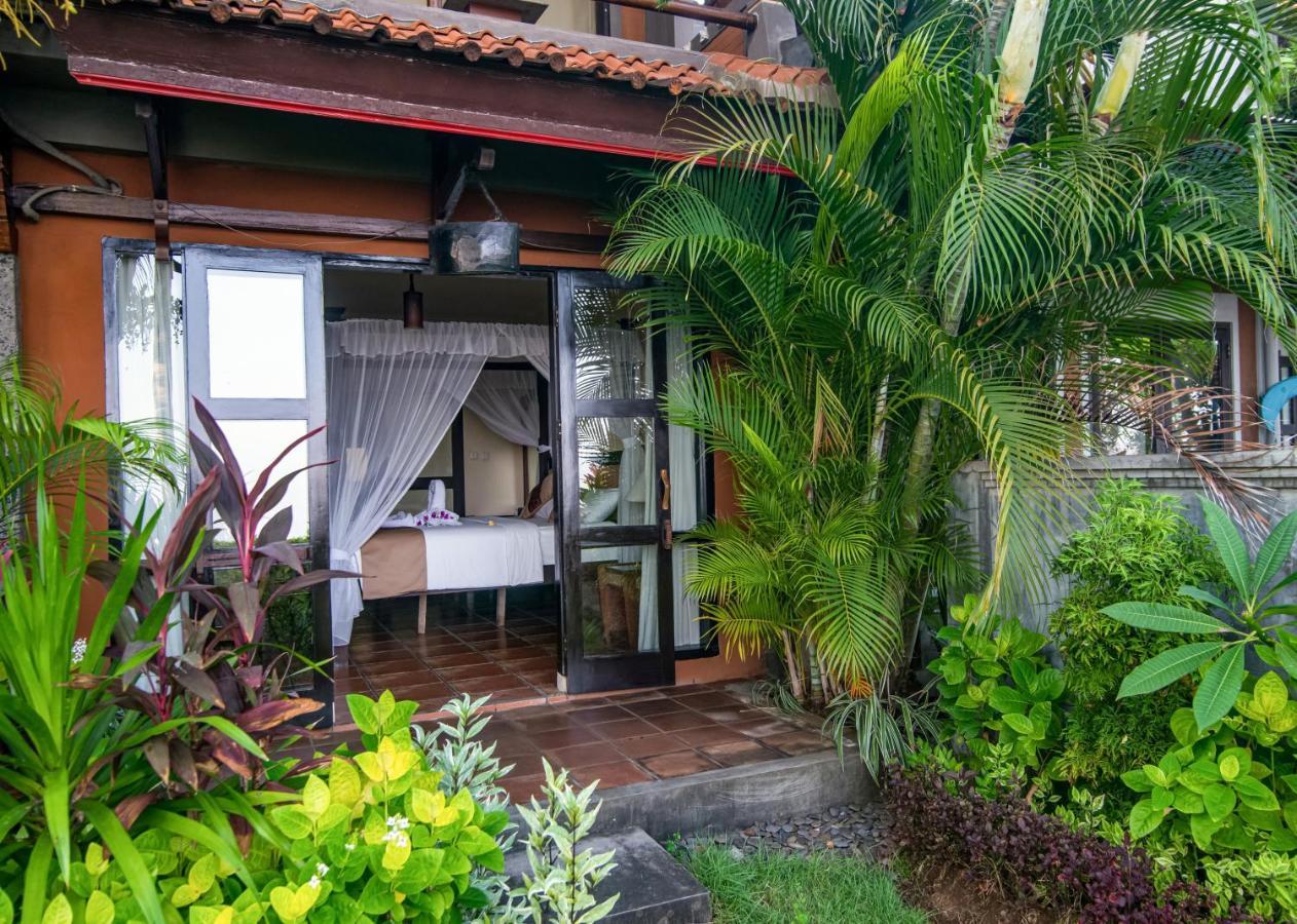 Nugraha Lovina Seaview Resort & Spa Kültér fotó