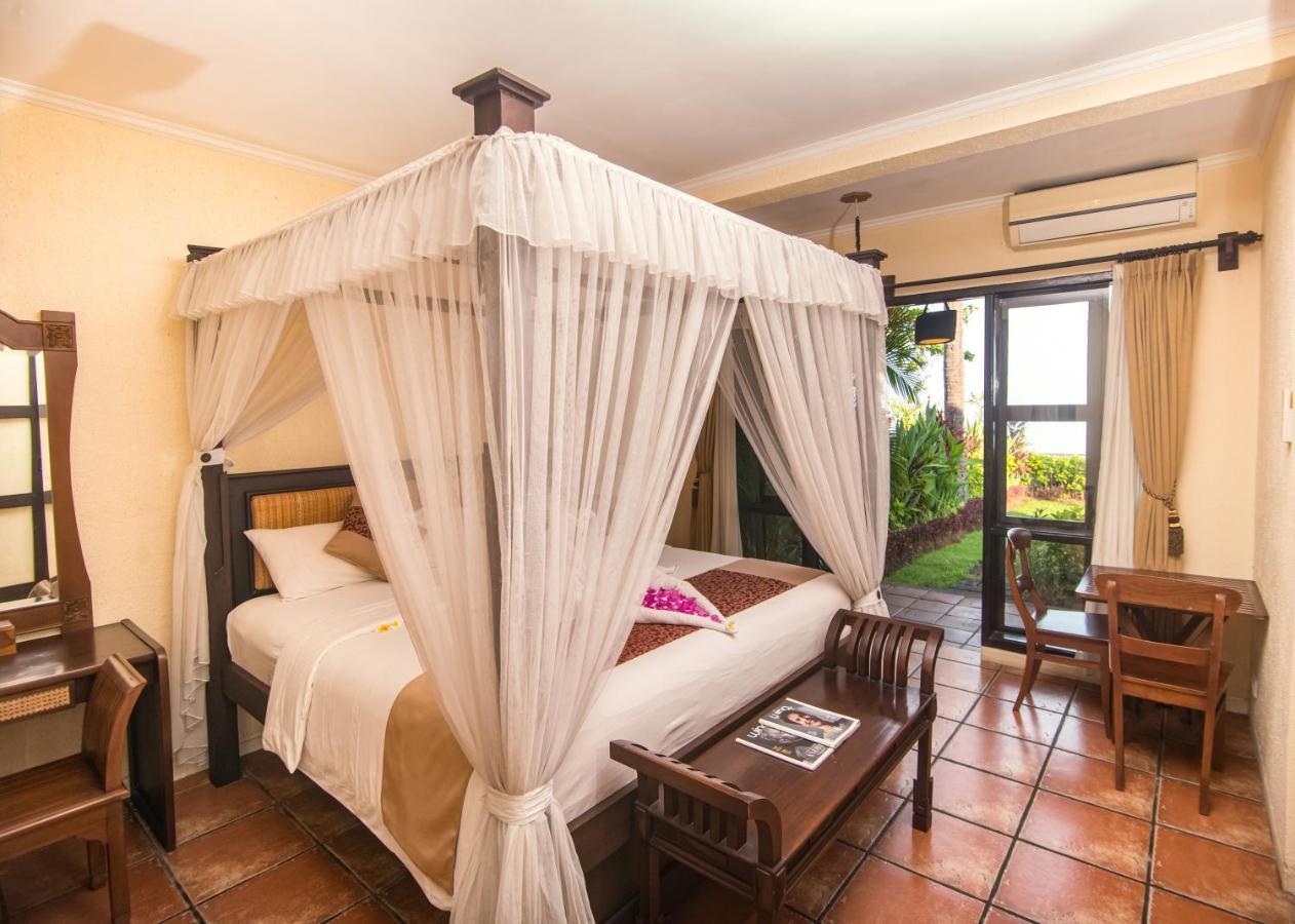 Nugraha Lovina Seaview Resort & Spa Kültér fotó