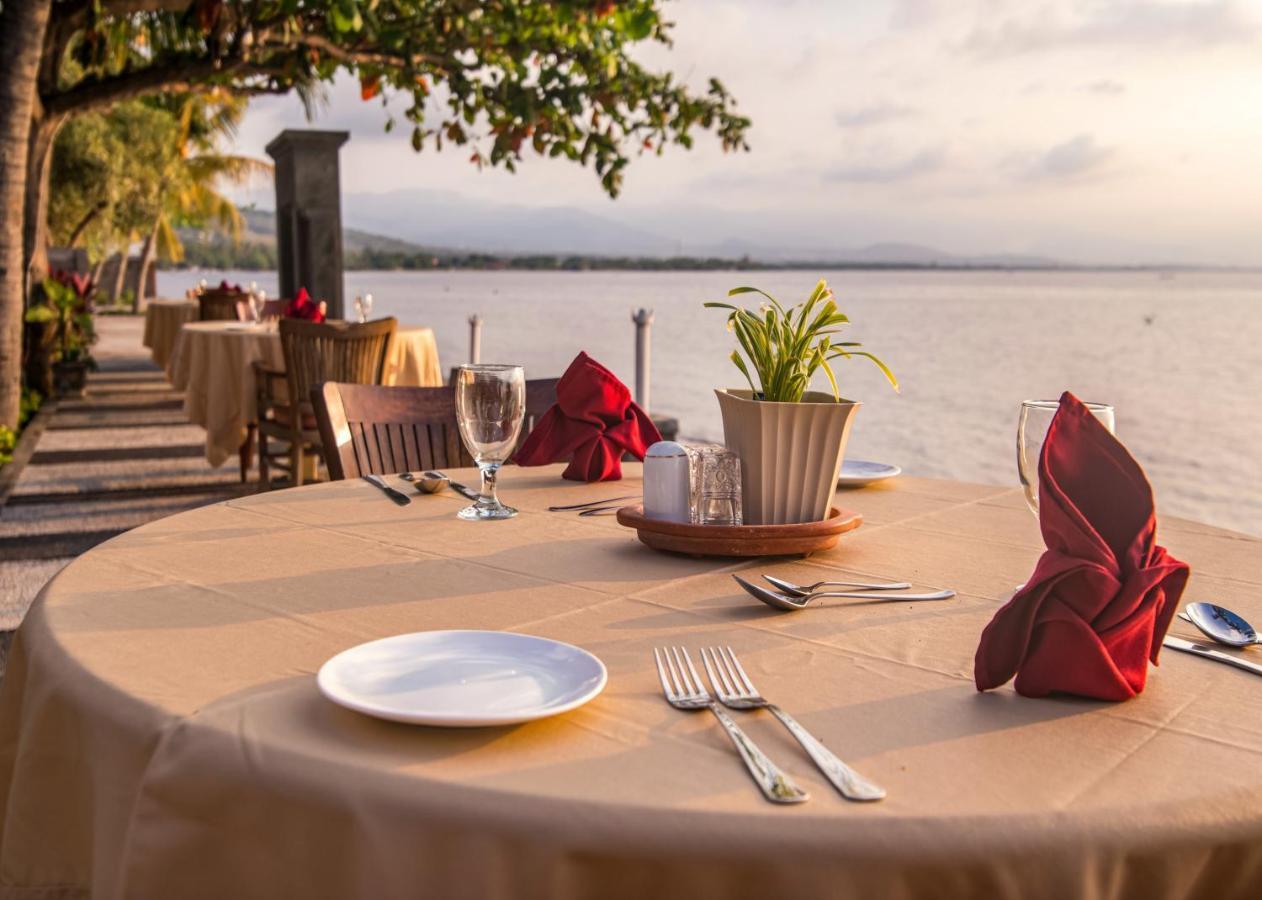 Nugraha Lovina Seaview Resort & Spa Kültér fotó