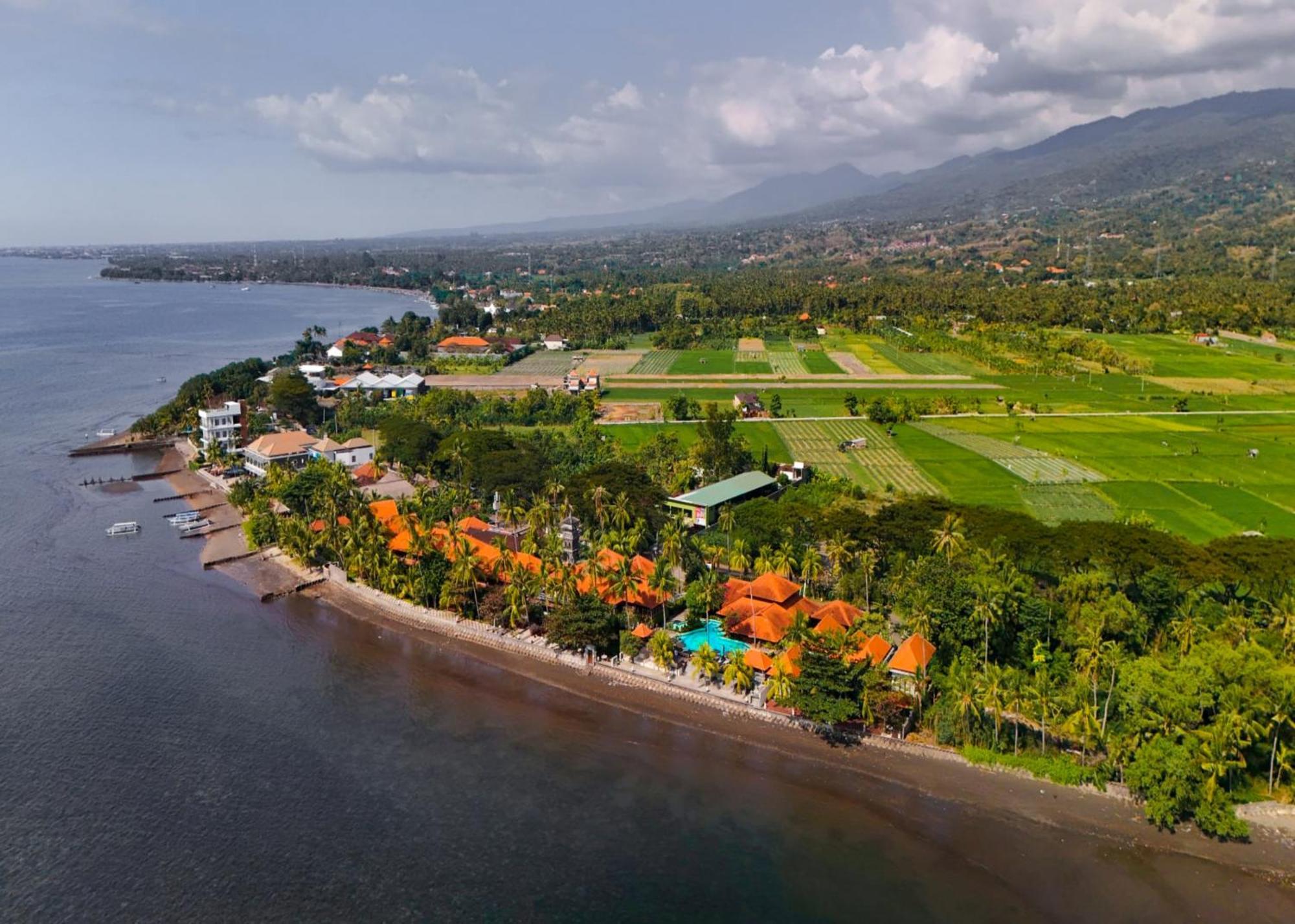 Nugraha Lovina Seaview Resort & Spa Kültér fotó