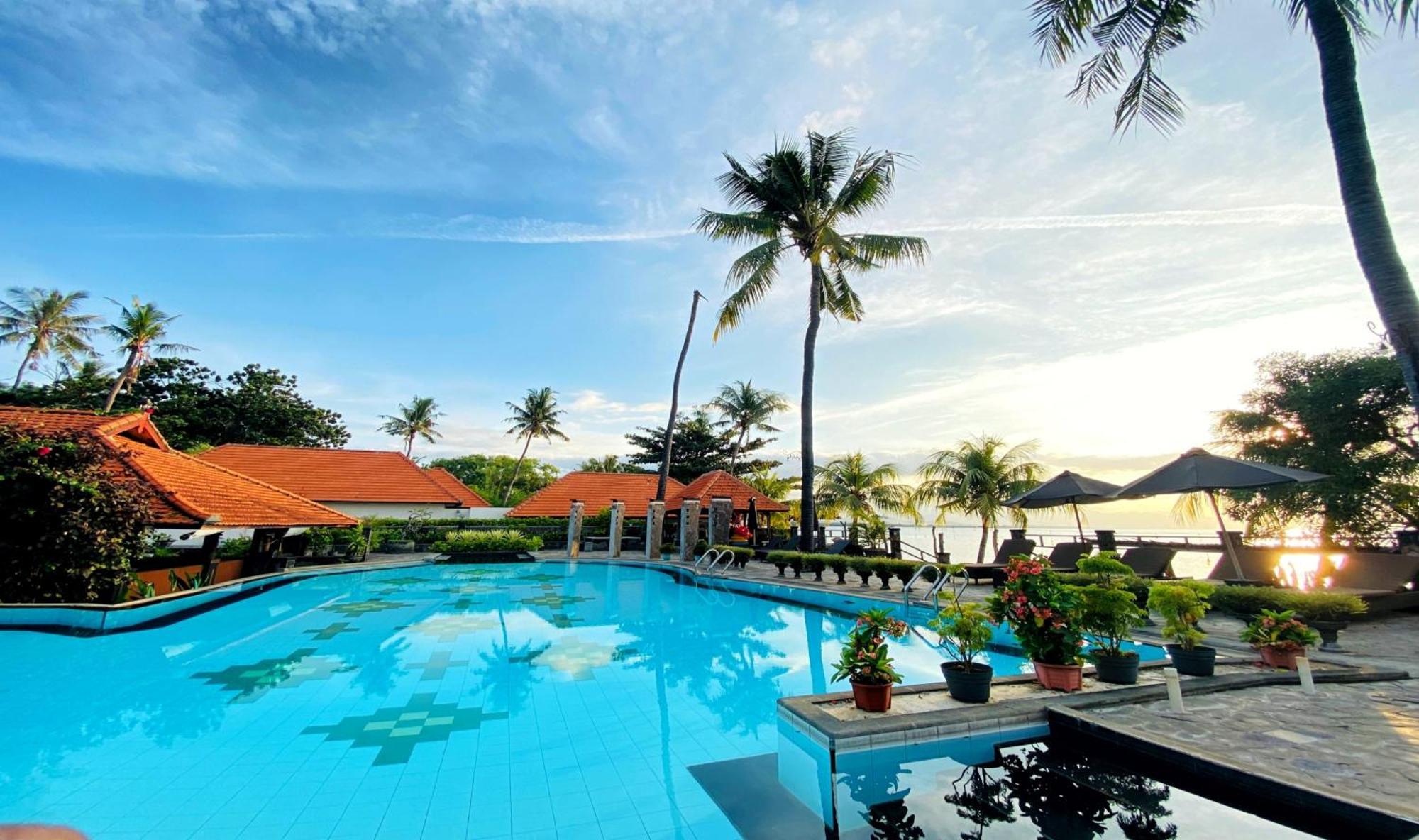 Nugraha Lovina Seaview Resort & Spa Kültér fotó
